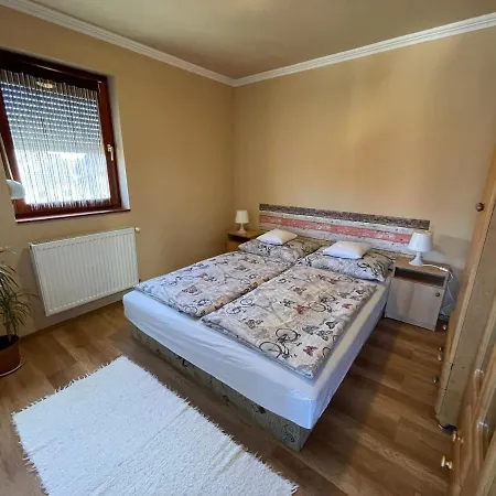 Appartement Hellasz