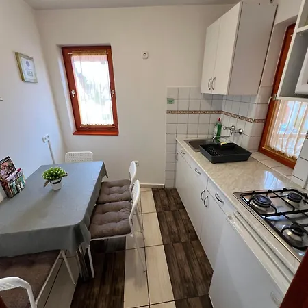 Hellasz Apartament Gyula