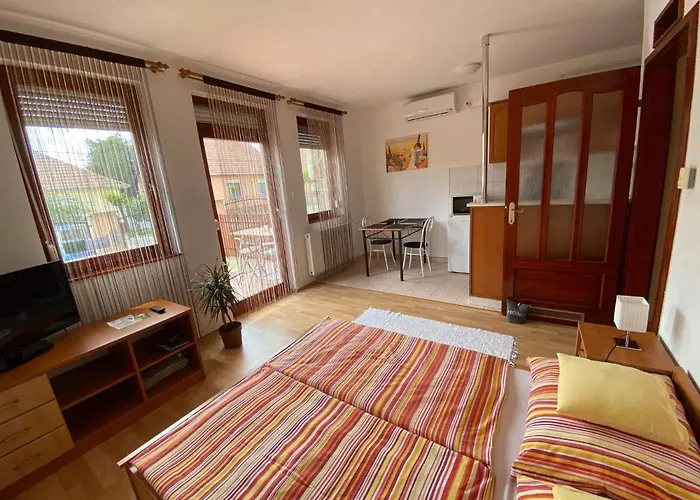 Hellasz Apartament *