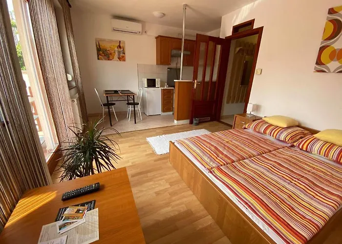 Apartament Hellasz Gyula