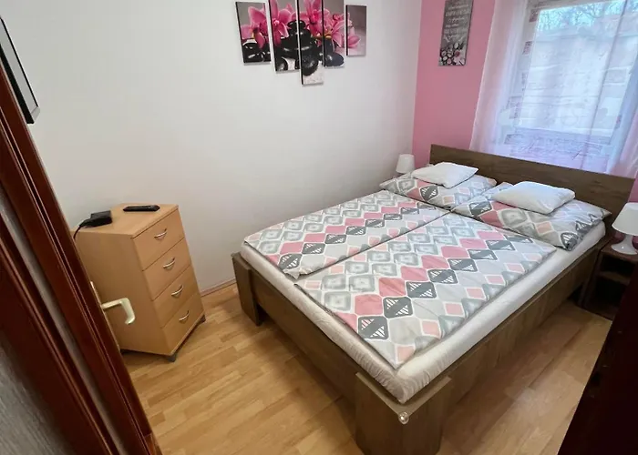 Apartament Hellasz *